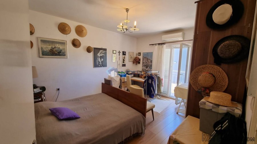 Zadar, Biograd n/M, 200m2 okućnice, apartman 105m2 - 4