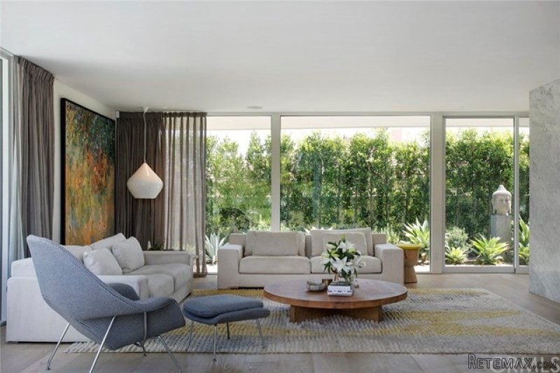 330 Cameo Shores Road