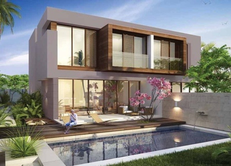 Spacious Modern living with Stunning..