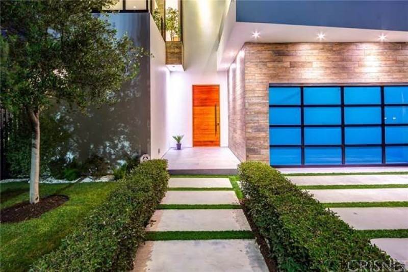 848 N Laurel Avenue | Los Angeles.. - 2