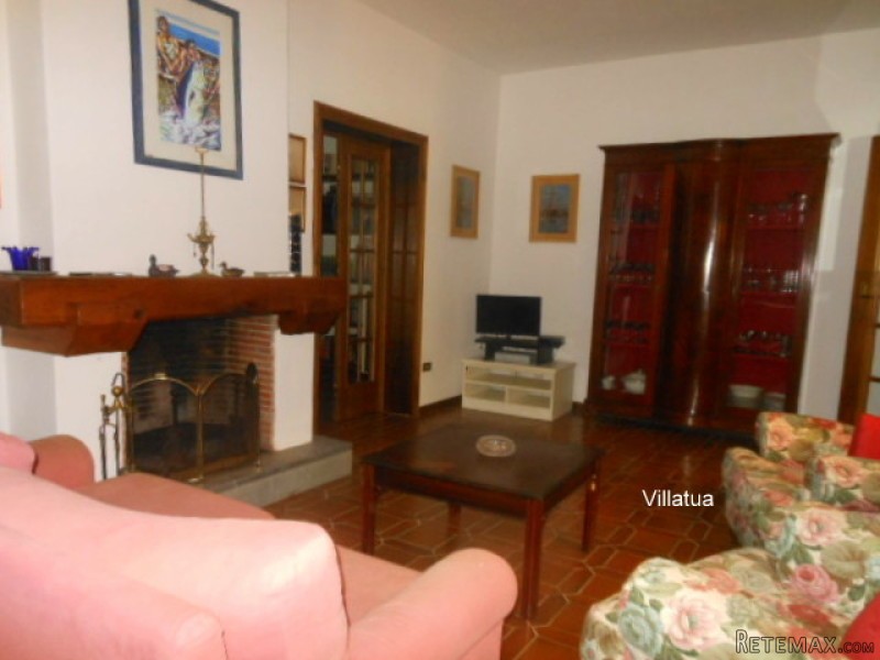 Country/farmhouse - For Sale - - EUR..