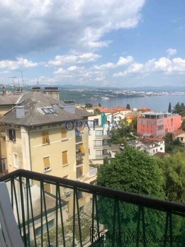 Opatija centar - stan sa 2 balkona i prekrasnim pogledom