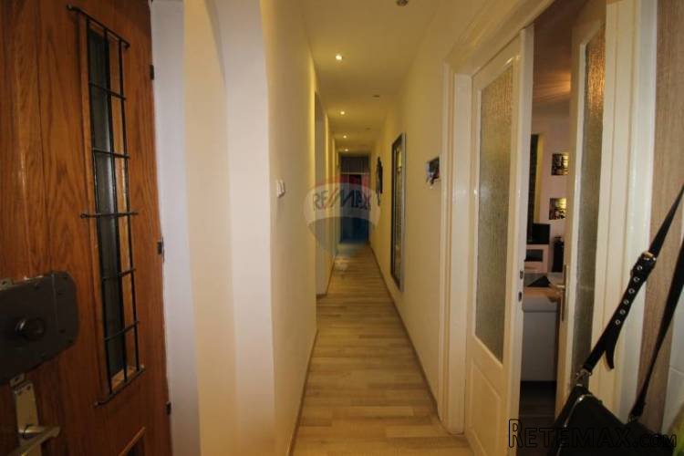 Namješten i moderno opremljen stan u centru površine 112m2 - 4