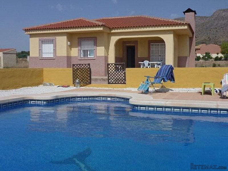 3 bedroom villa with pool and 12000m2..