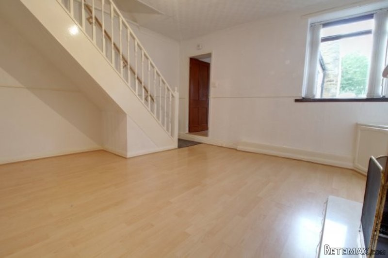 2 bedroom, End Of Terrace House house.. - 2