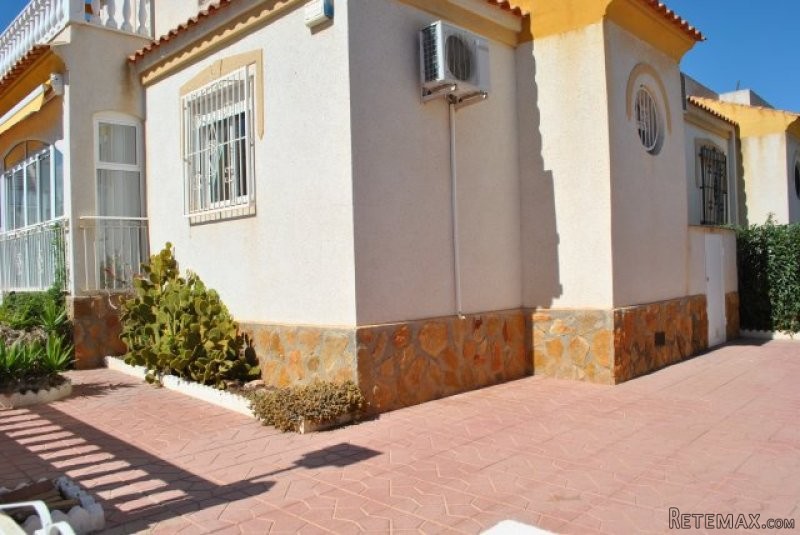 3 Bedrooms - Property - Alicante - For.. - 2