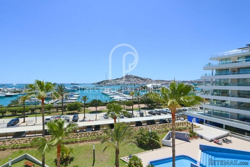 Fabulous apartment in Miramar with..