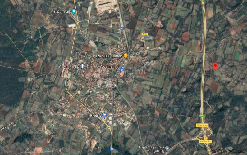Zemljište - idealno za suhi vez ili parking - 2