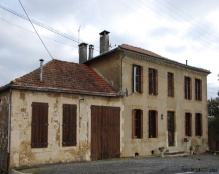 Classic town house, large garden, in an.. - 2