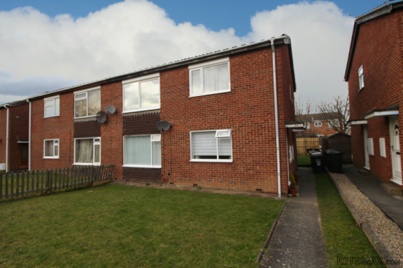 2 bedroom, Flat house for sale