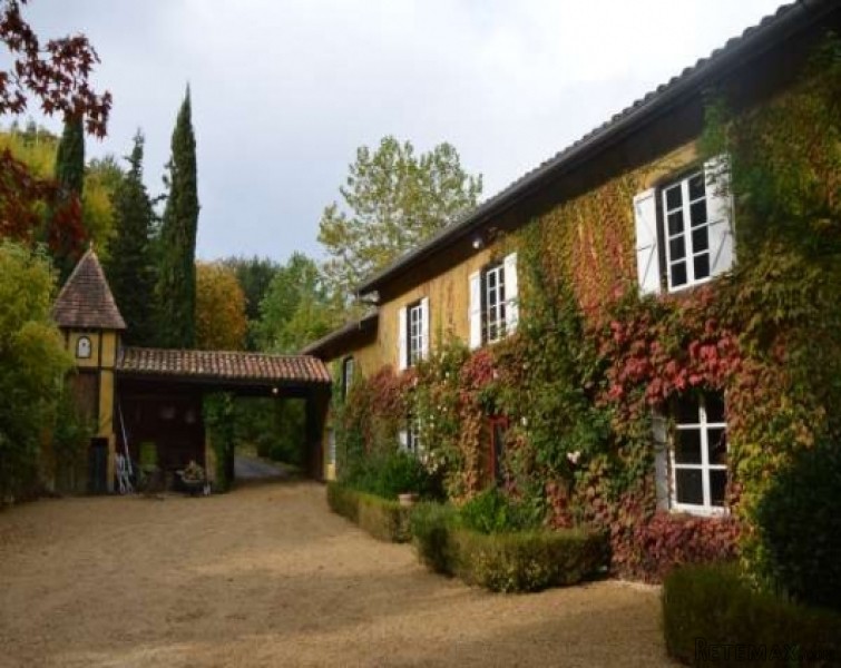 Sympathetically restored courtyard..