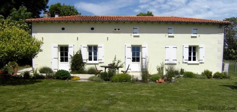 Longere With Attached Outbuilding