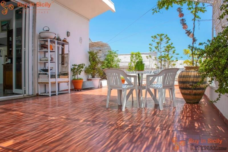 3 bedroom PentHouse For Sale: Catania..