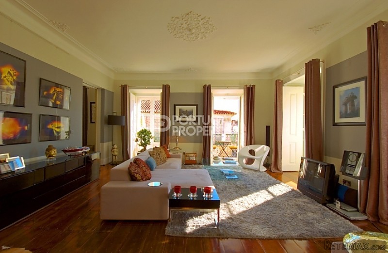 Stunning Apartment with Breathtaking..