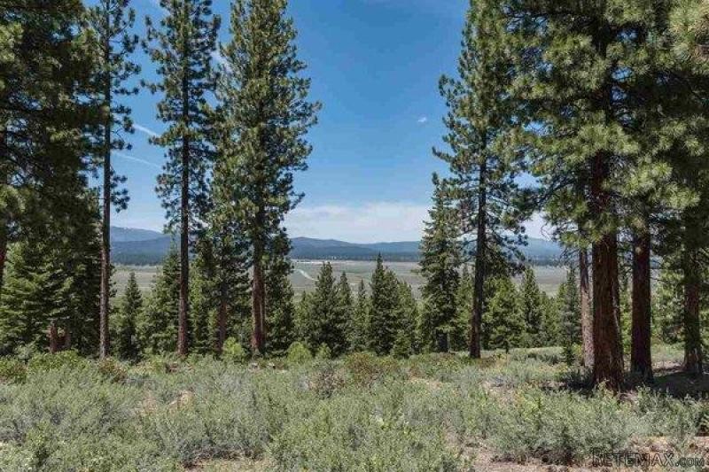 4 bedroom Residence For Sale: Truckee.. - 2