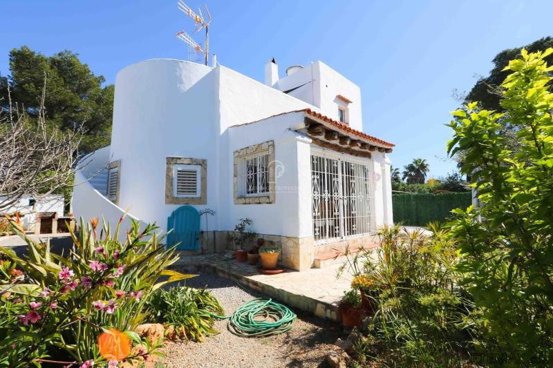 Lovely town house in walking distance.. - 2