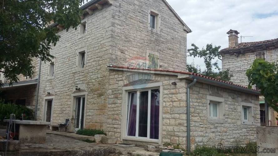 Istra,okolica Kanfanar,kamena kuća
