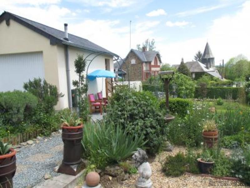 Nice House with Neat Garden Plot - 2
