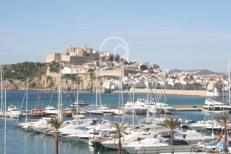 Paseo Maritimo Magnificent apartment of..