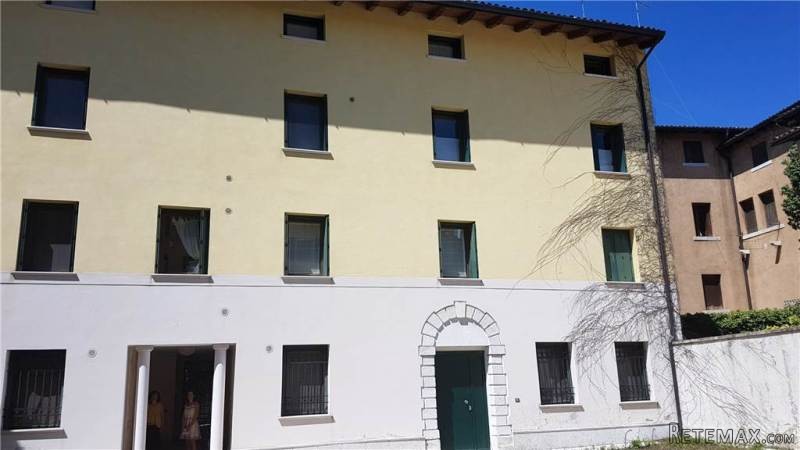 INDEPENDENT PORTION OF HOME WITH GARDEN - 2