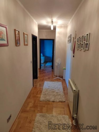 Na prodaju duplex u centru Indjije - 11