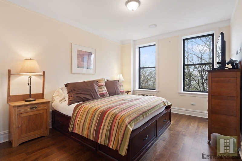 3 bedroom Apartment For Sale: 725.. - 2