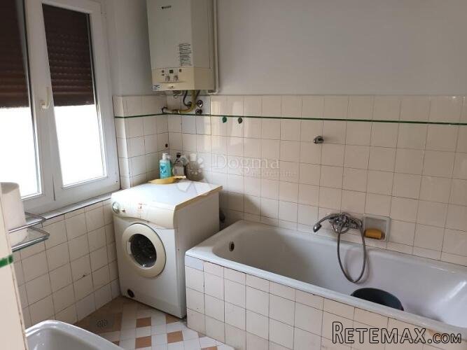 Gospodski stan od 67 m2 u manjoj zgradi - 2
