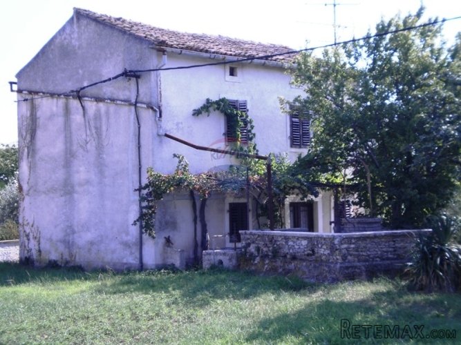Istra-Duga Uvala-stara kuća sa 600 m2 zemljišta - 4