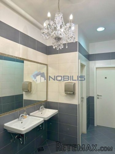 Zagreb - Centar, Posl. prostor 125 m2 - 12