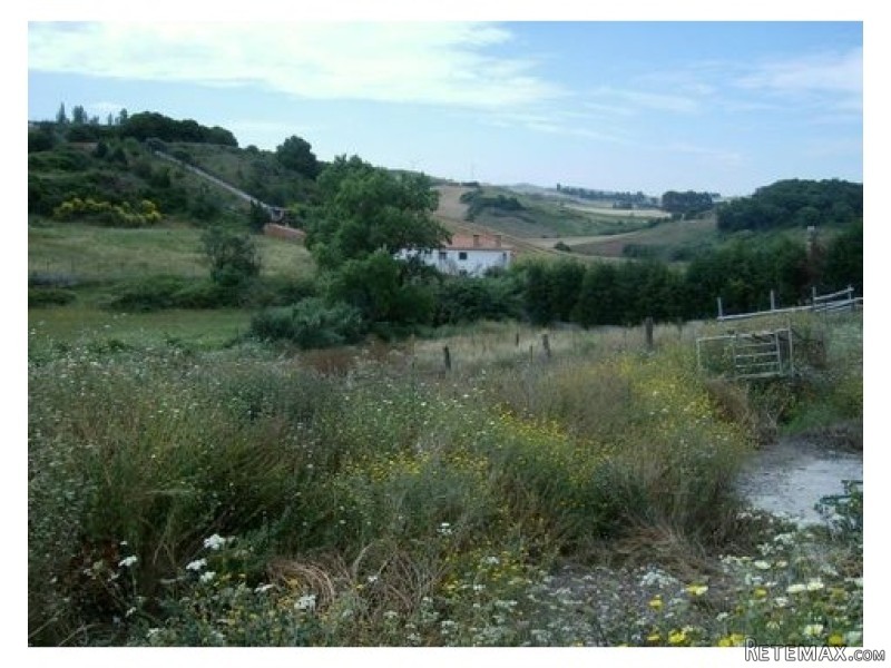Land , Sobral de Monte Agraco