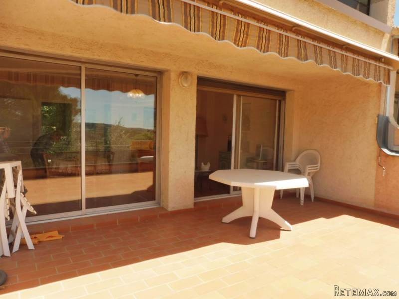 Apartment For Sale With Beautiful Views..