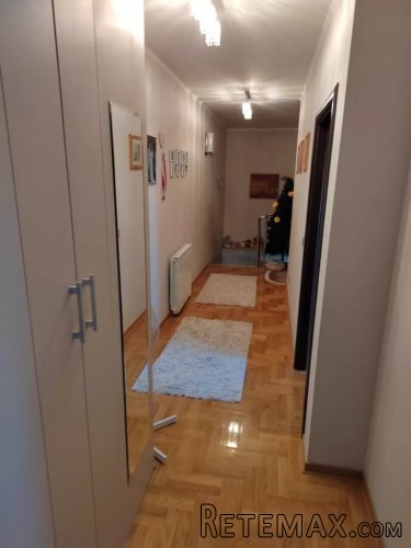 Na prodaju duplex u centru Indjije - 17