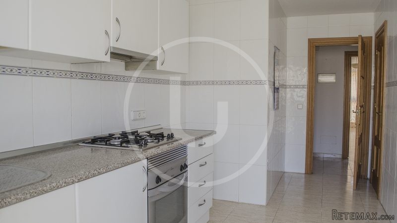 Luminous 3-bedroom apartment in Ibiza..