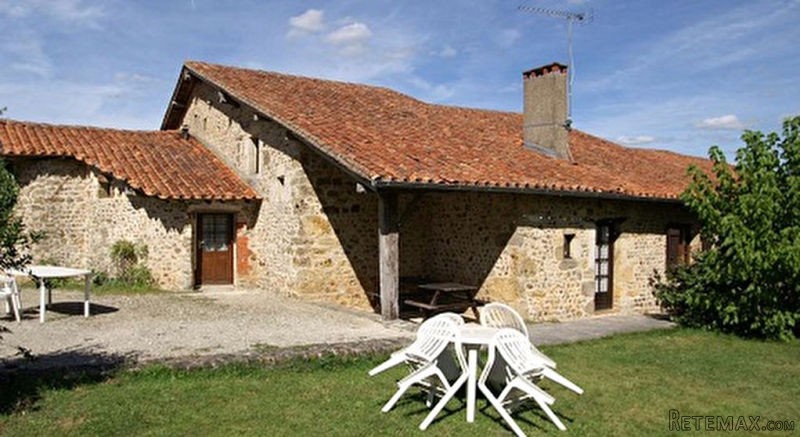 Established Gite Complex With 4 Bed..