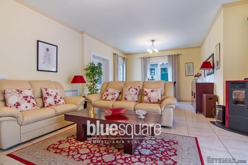 Exclusivity. Stunning 4 bedroom villa.. - 2
