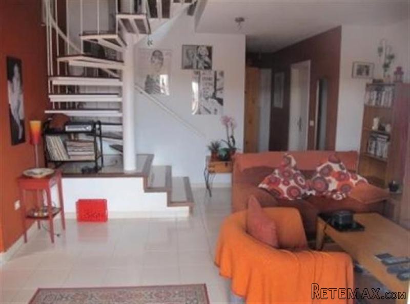 Town House For Sale in El Medano.. - 2