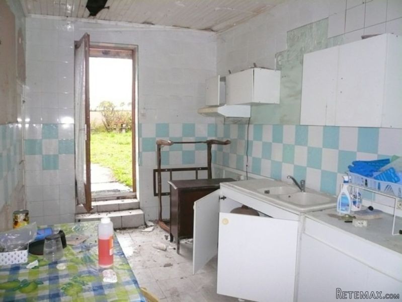 Habitable Rural House to Improve - 2