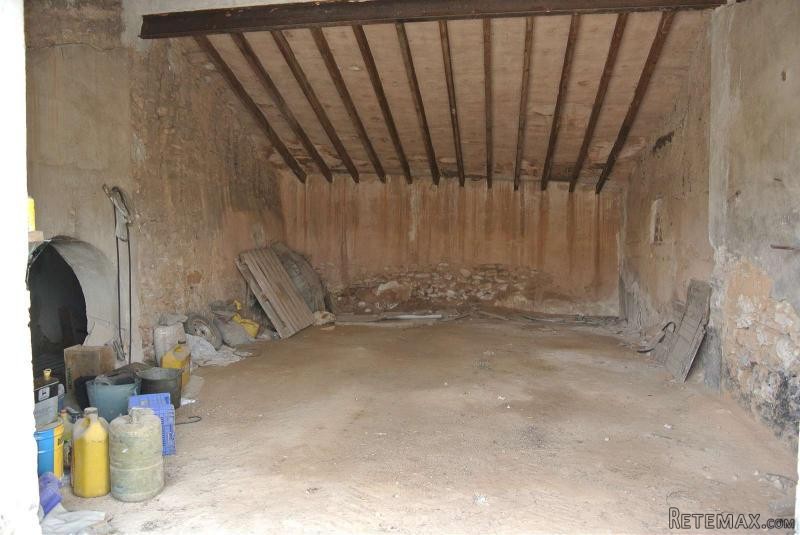 2 bedroom Restoration Project, (build.. - 2