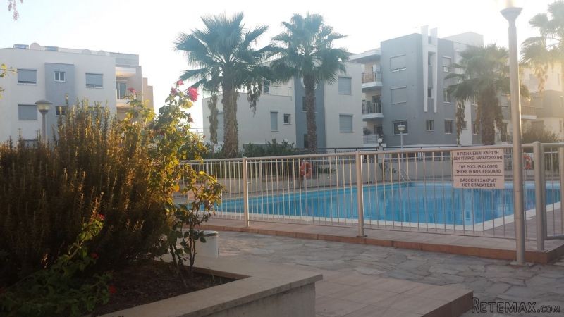 ONE Bedroom Flat in a complex with pool