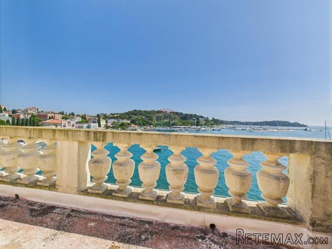 Istra, Rovinj -jedinstvena prilika - stan u povijesnoj vili