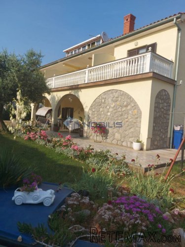 Otok Krk, SV. Vid - Miholjice, hostel 640 m2 - 5