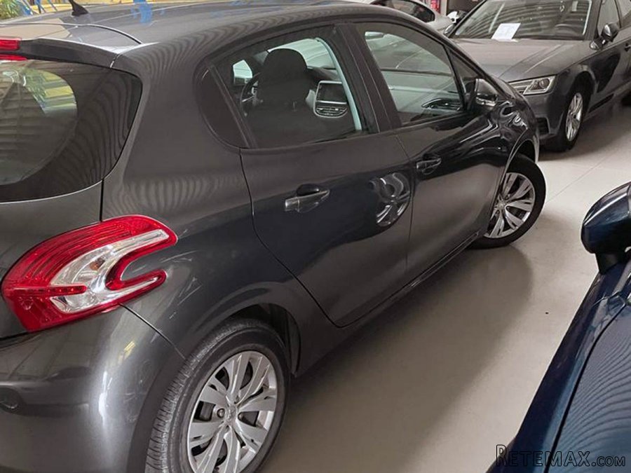 Peugeot 208 1.2 Active - 5