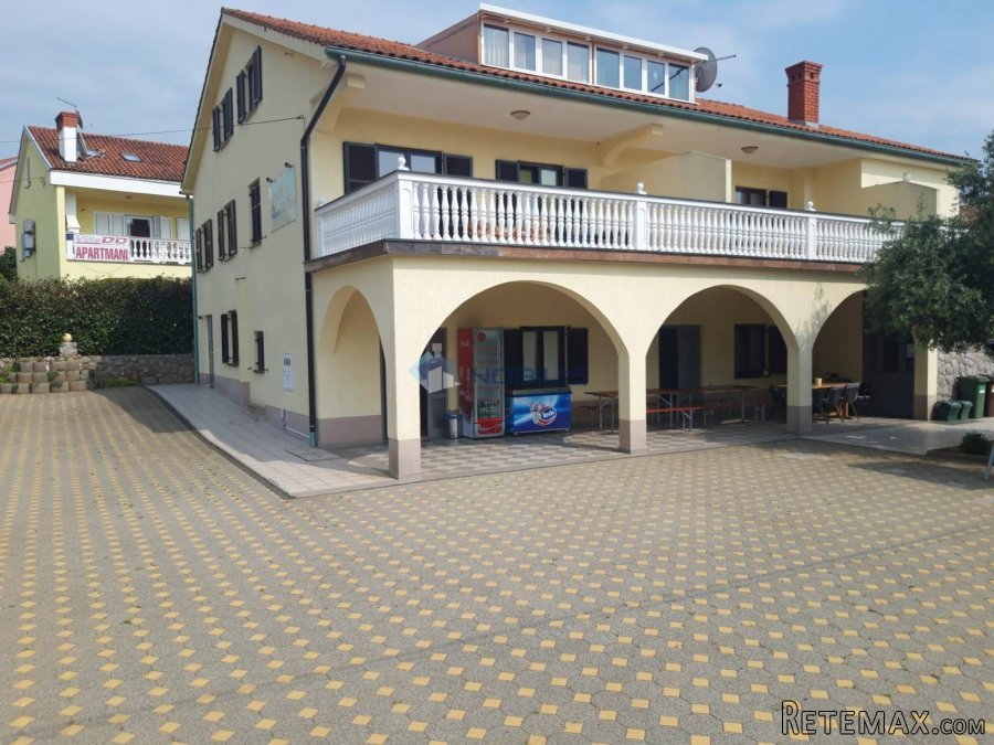 Otok Krk, SV. Vid - Miholjice, hostel 640 m2 - 6