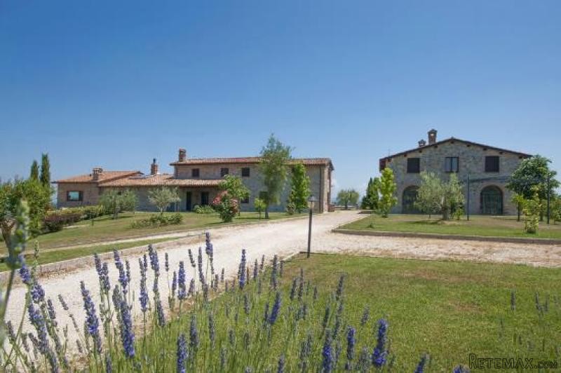 House - Umbria - For Sale