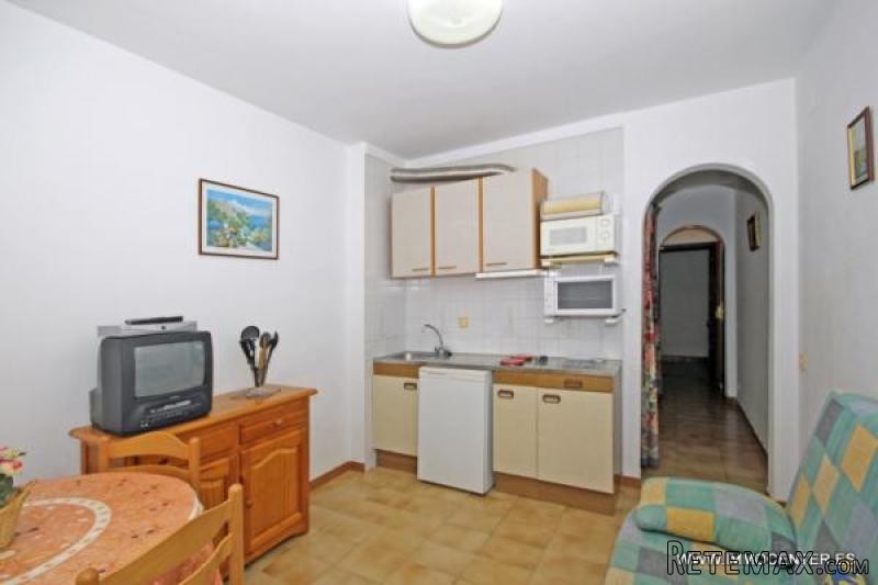 EMPURIABRAVA: Nice studio cabin.. - 2