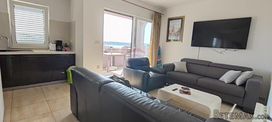 Rab, Barbat - prostrani stan, blizina plaže