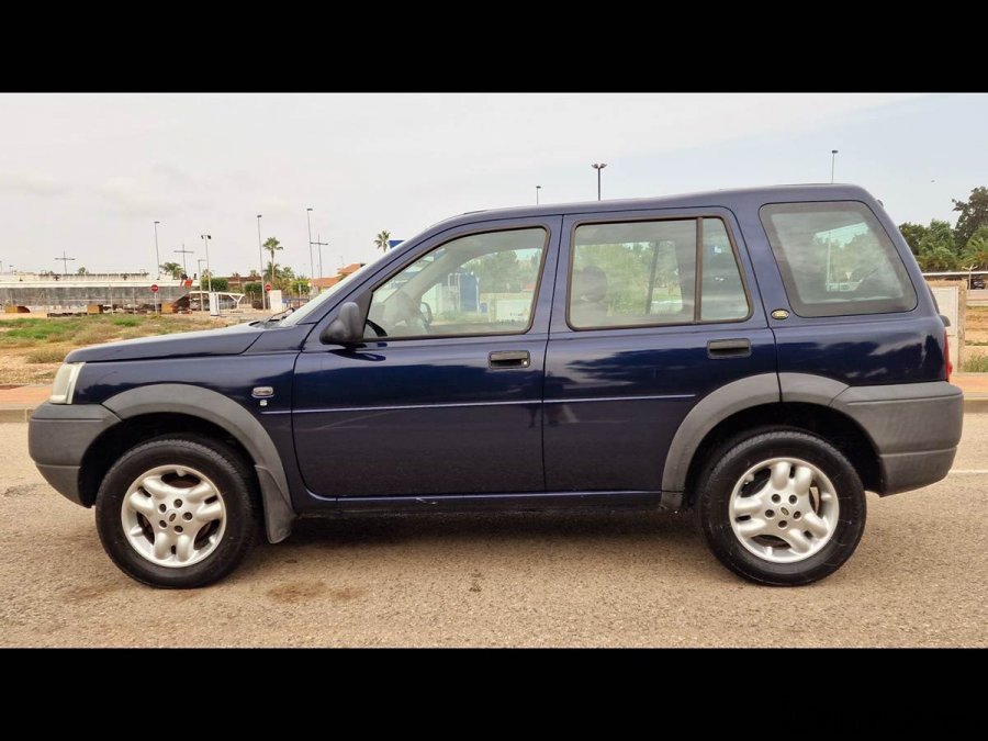 Land Rover Freelander 2.0 TD4 4x4 - 3