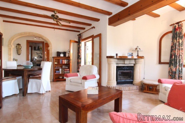 Beautiful Mediterranean style 2 bedroom villa for sale in a.. - 7