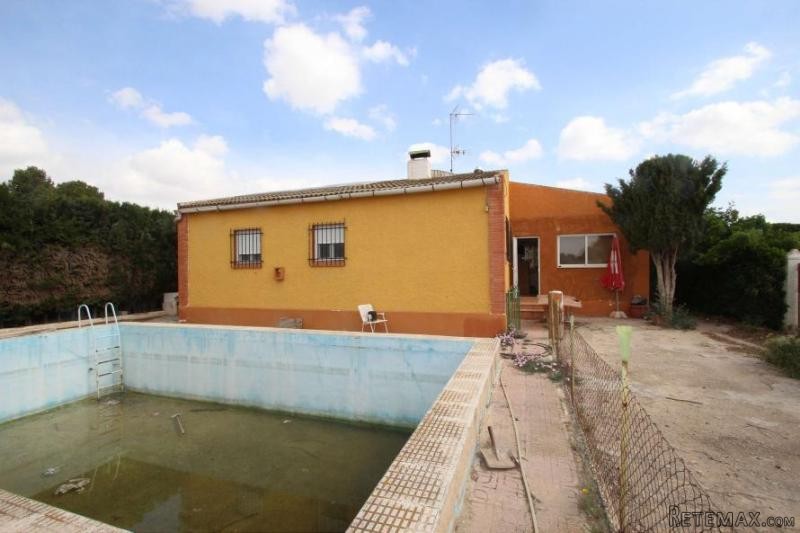 Yecla country House with pool (Ref...