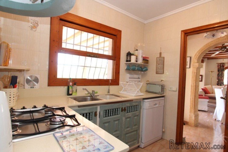 Beautiful Mediterranean style 2 bedroom villa for sale in a.. - 8